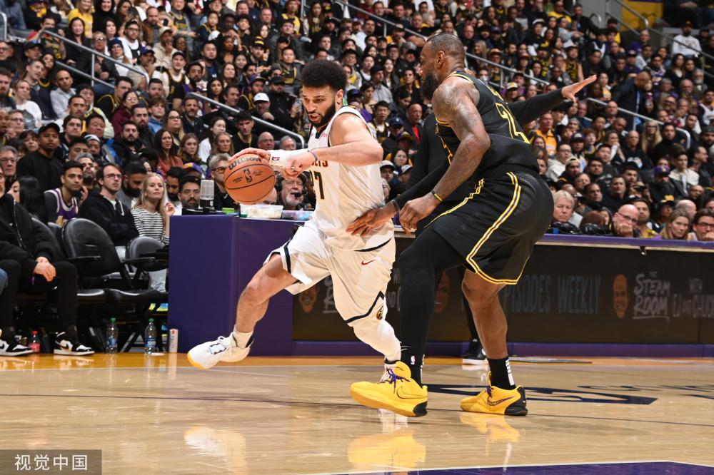 场上拼尽全 场上拼尽全