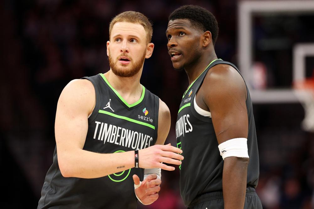 球的对决中 球的对决中